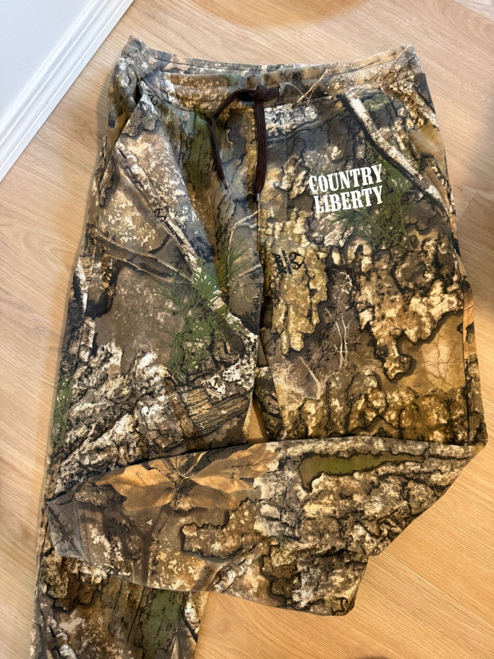 Country Liberty Camo sweatpants joggers